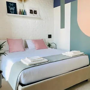 Stylish Flat In Porta Romana-fondazione Prada Milano